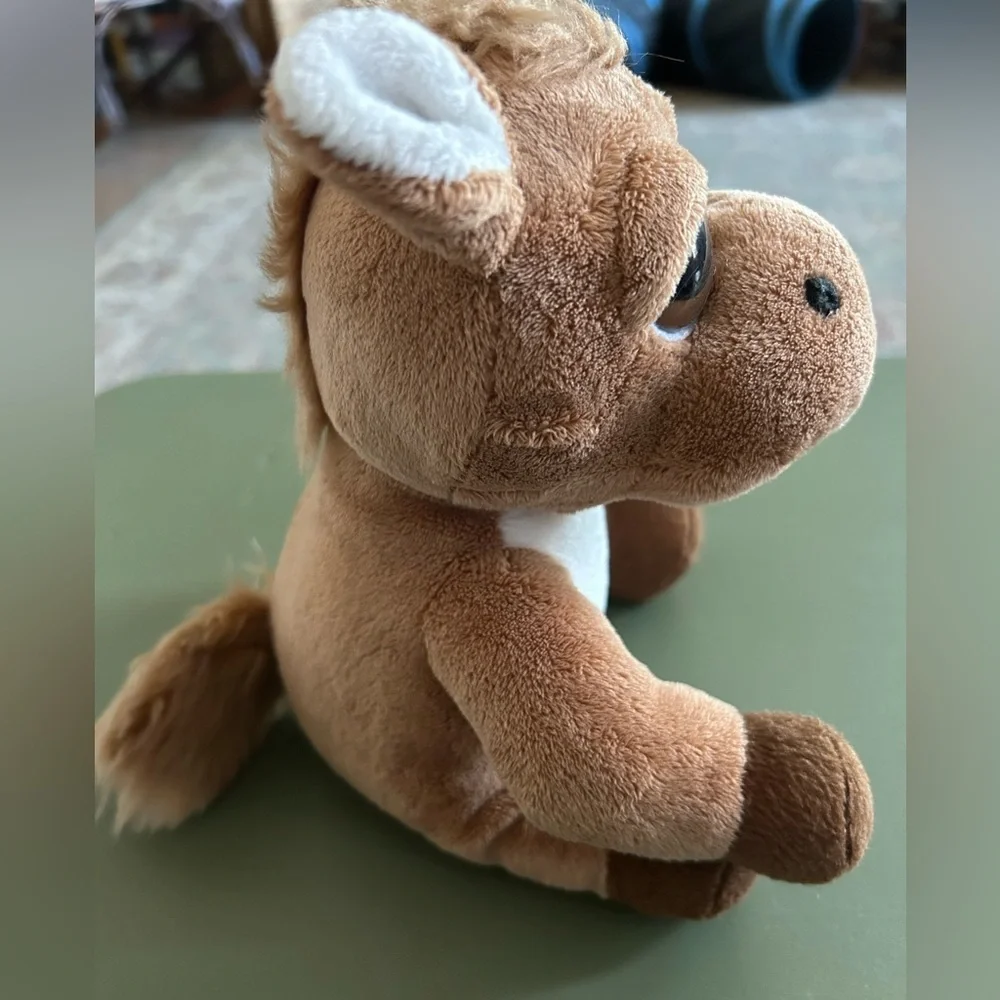 The Petting Zoo Plush Bright Eyes Pony Horse
